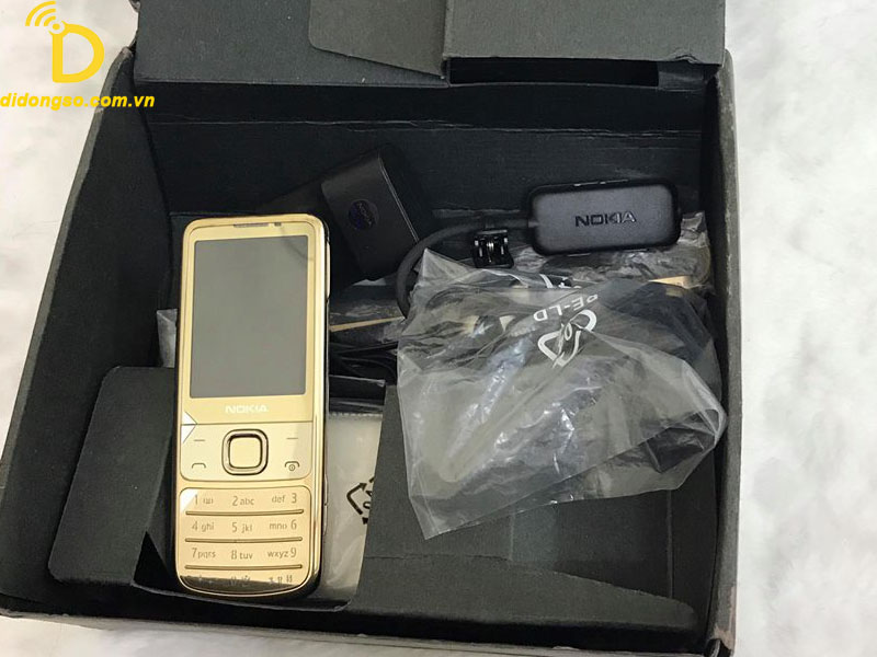 Nokia 6700 Chinh Hang FPT (2) Nokia 6700 Chinh Hang FPT (2)