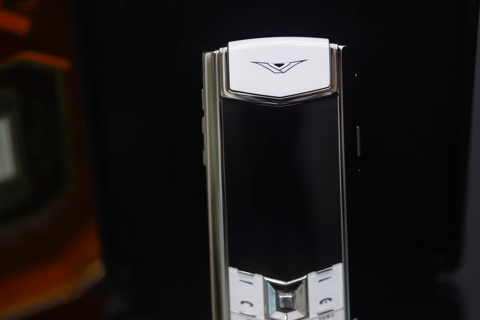 Vertu Signature S Pure White 3 Vertu Signature S Pure White 3