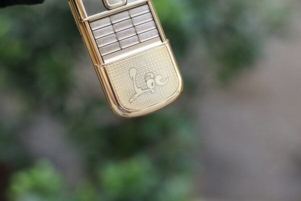 nokia-8800-arte-gold-9-2-600×400