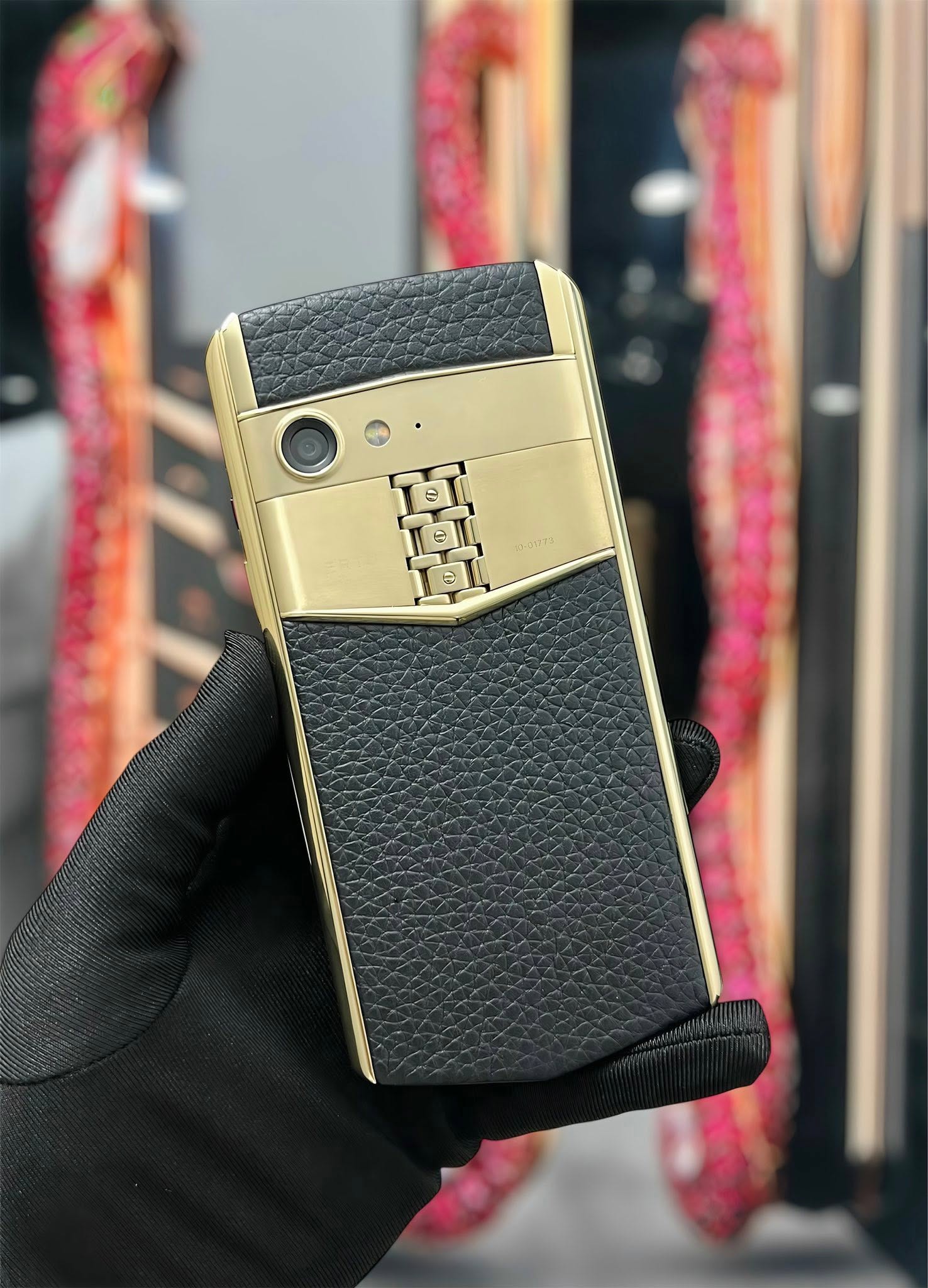 Vertu Aster P da bê đen mạ vàng gold 24k