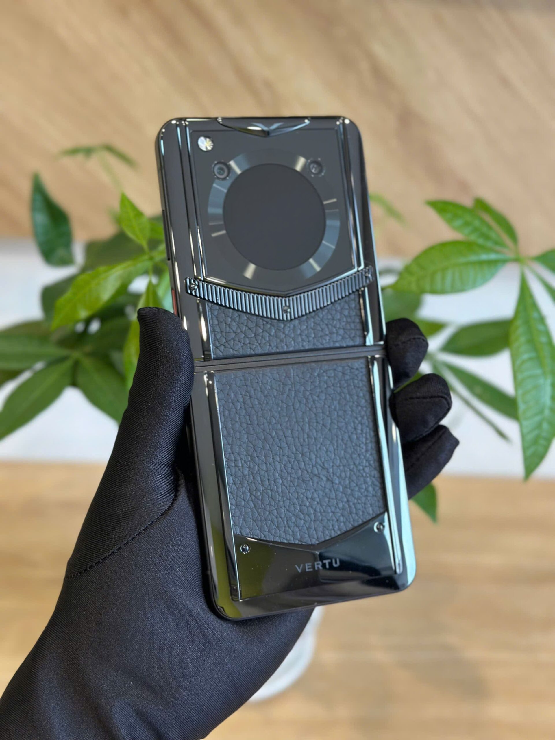 Điện Thoại Vertu Iron Flip Jade Black Máy Đẹp 99%