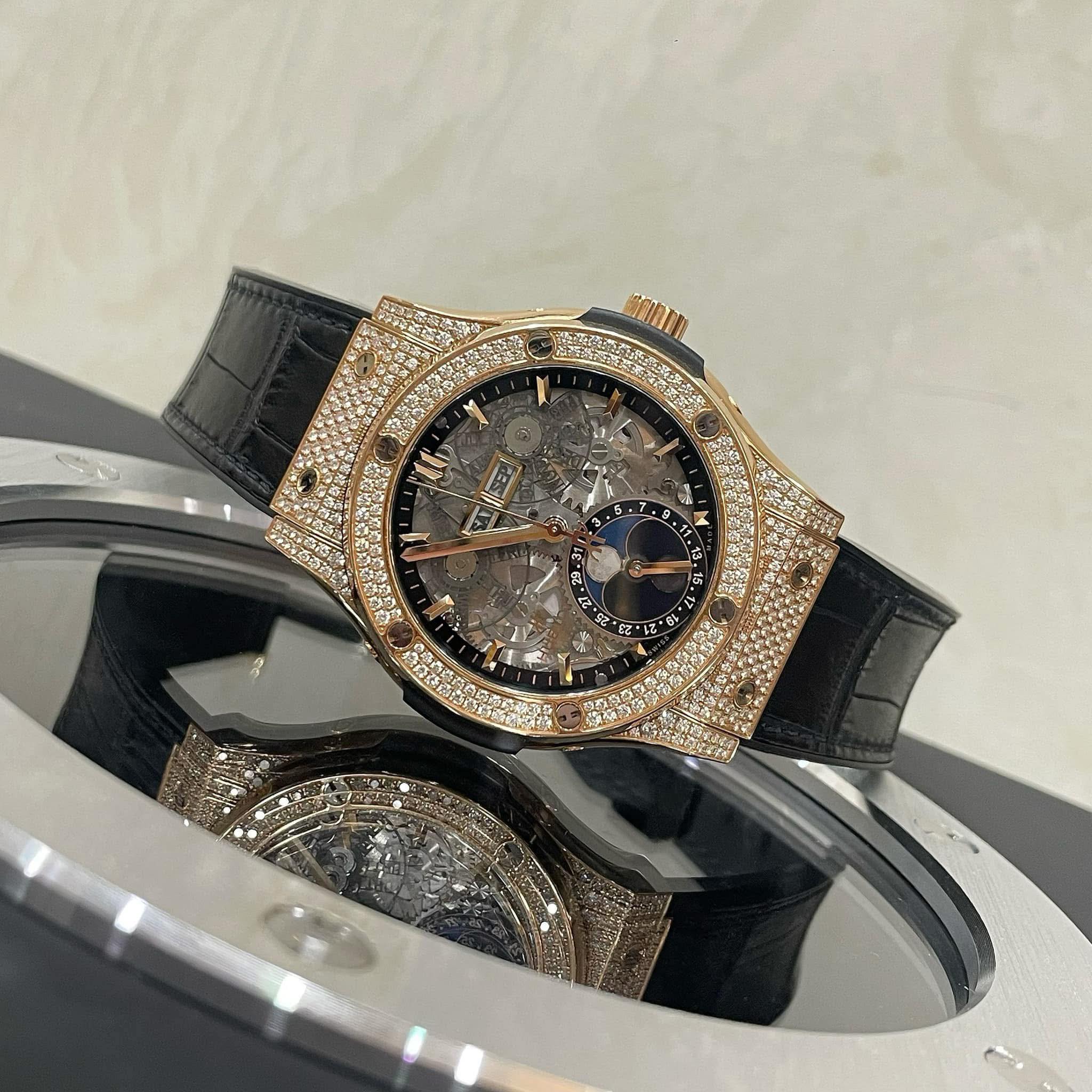Đồng Hồ Hublot Classic Fusion Aerofusion Moonphase King Gold Dimonds 42mm 2