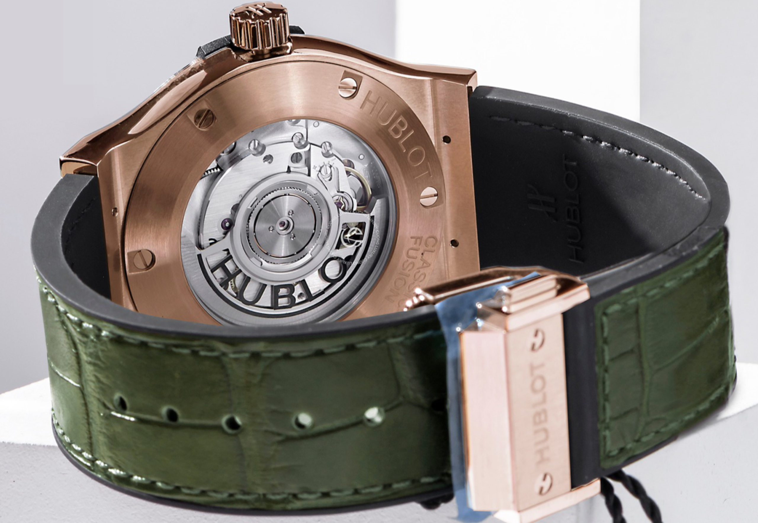 Đồng Hồ Hublot Classic Fusion Automatic King Gold Green 42 mm 7 Đồng Hồ Hublot Classic Fusion Automatic King Gold Green 42 mm 7