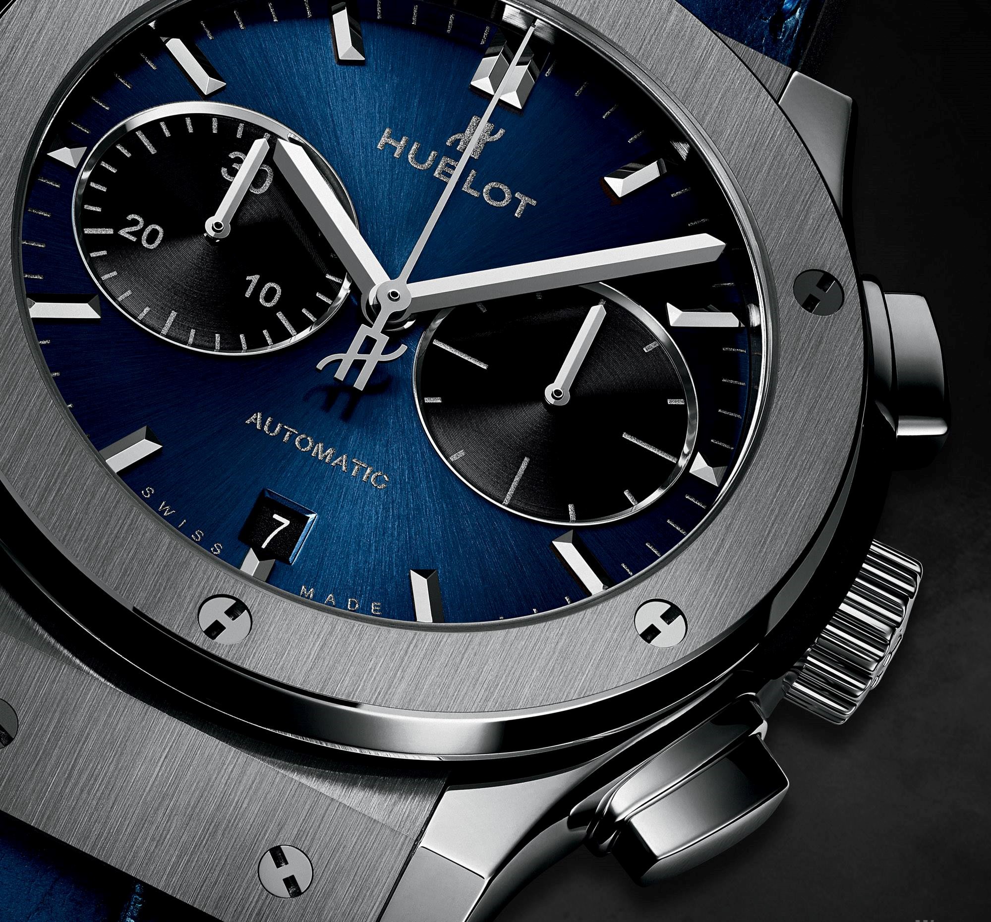 Đồng Hồ Hublot Classic Fusion Chronograph Titanium Blue 45mm 4
