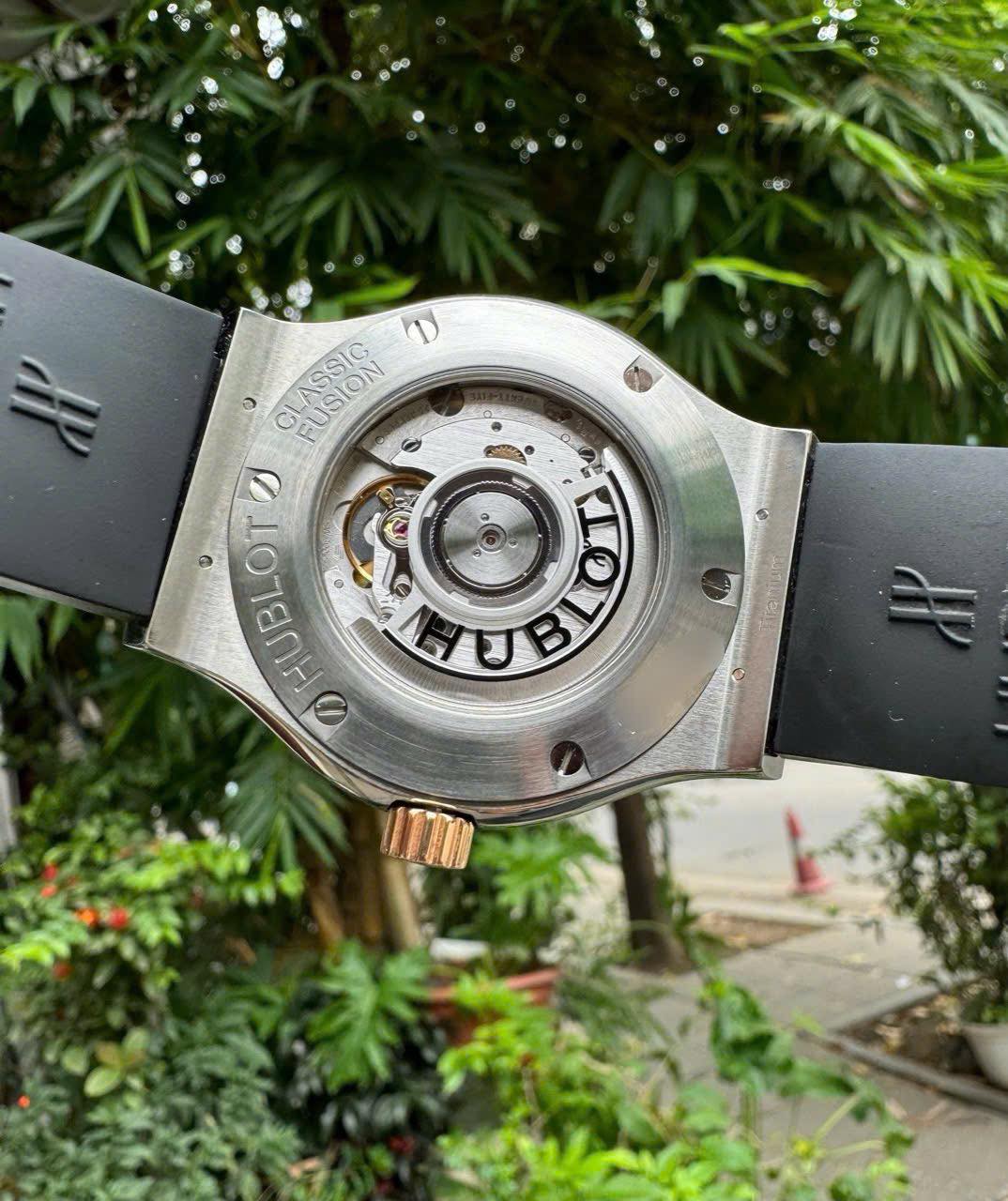 Đồng Hồ Hublot Classic Fusion King Gold 38mm 3