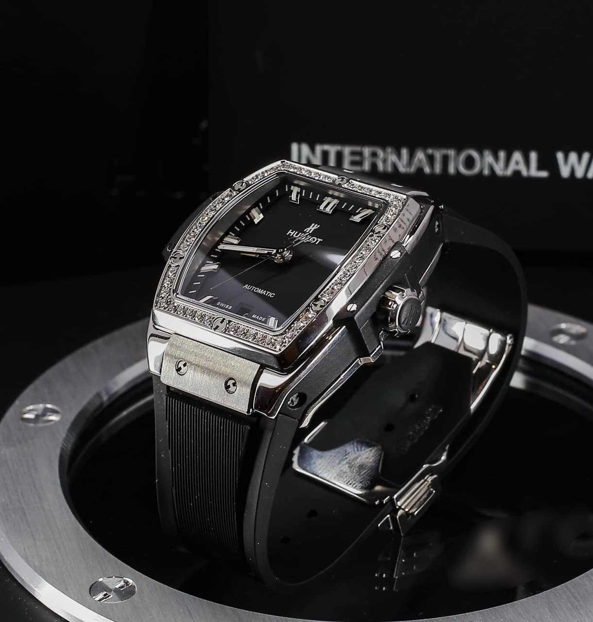 Đồng Hồ Hublot Spirit Of Big Bang Titanium Diamonds 39mm 7