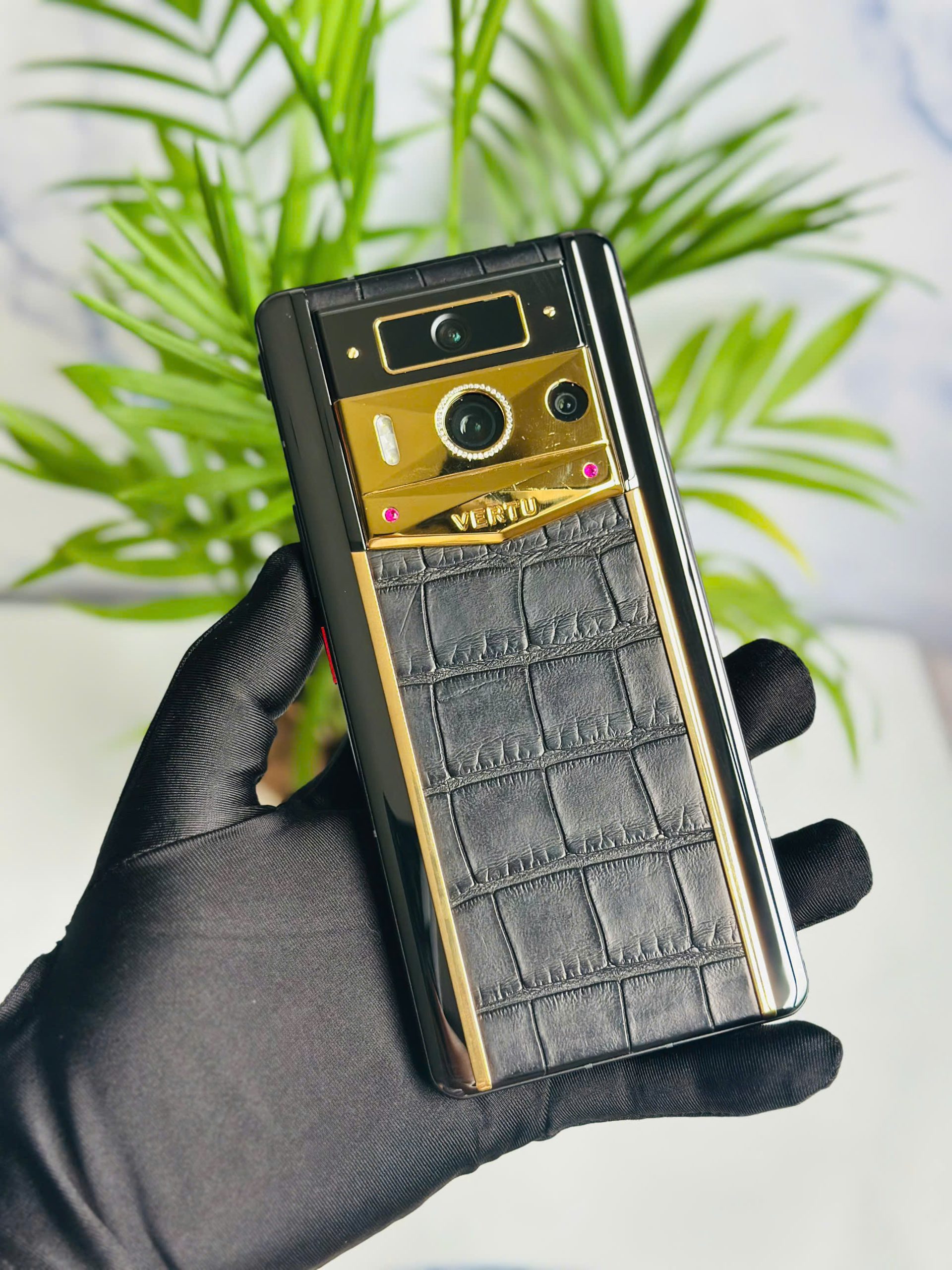 Vertu Meta 2 gold diamond – Rubi 99% fullbox Gold ( bọc vàng )